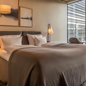 Junior Suite Wellness pool access